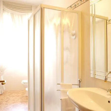 아파트 Legnano Attic 카비디라바냐