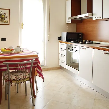 Legnano Attic Apartman Cavi di Lavagna